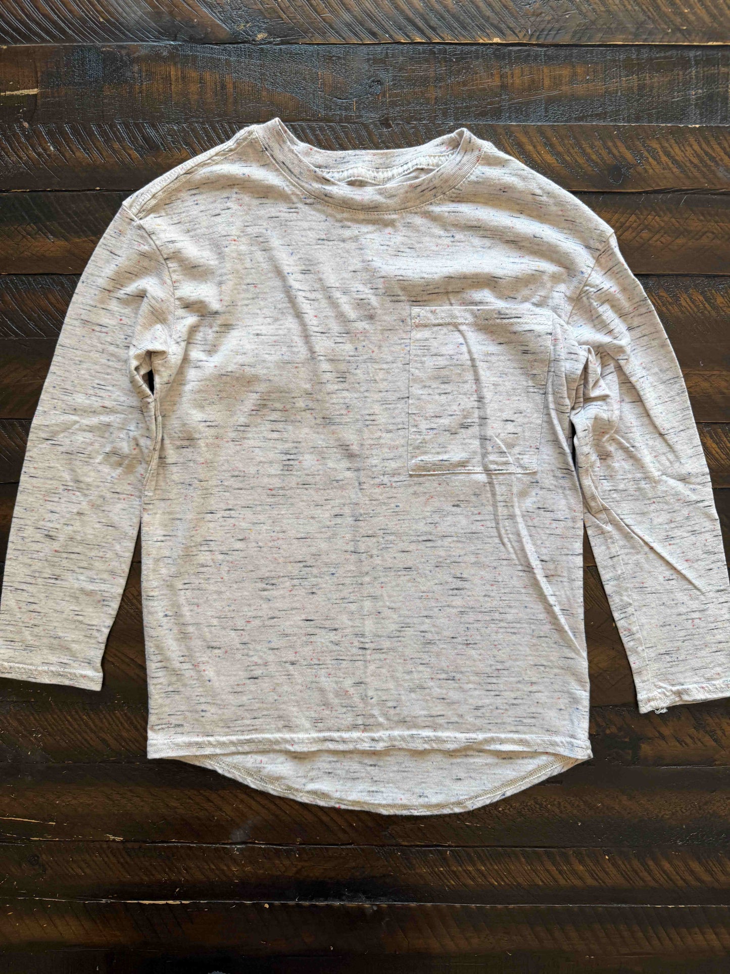 134 Cat & Jack Boys long sleeve 6/7