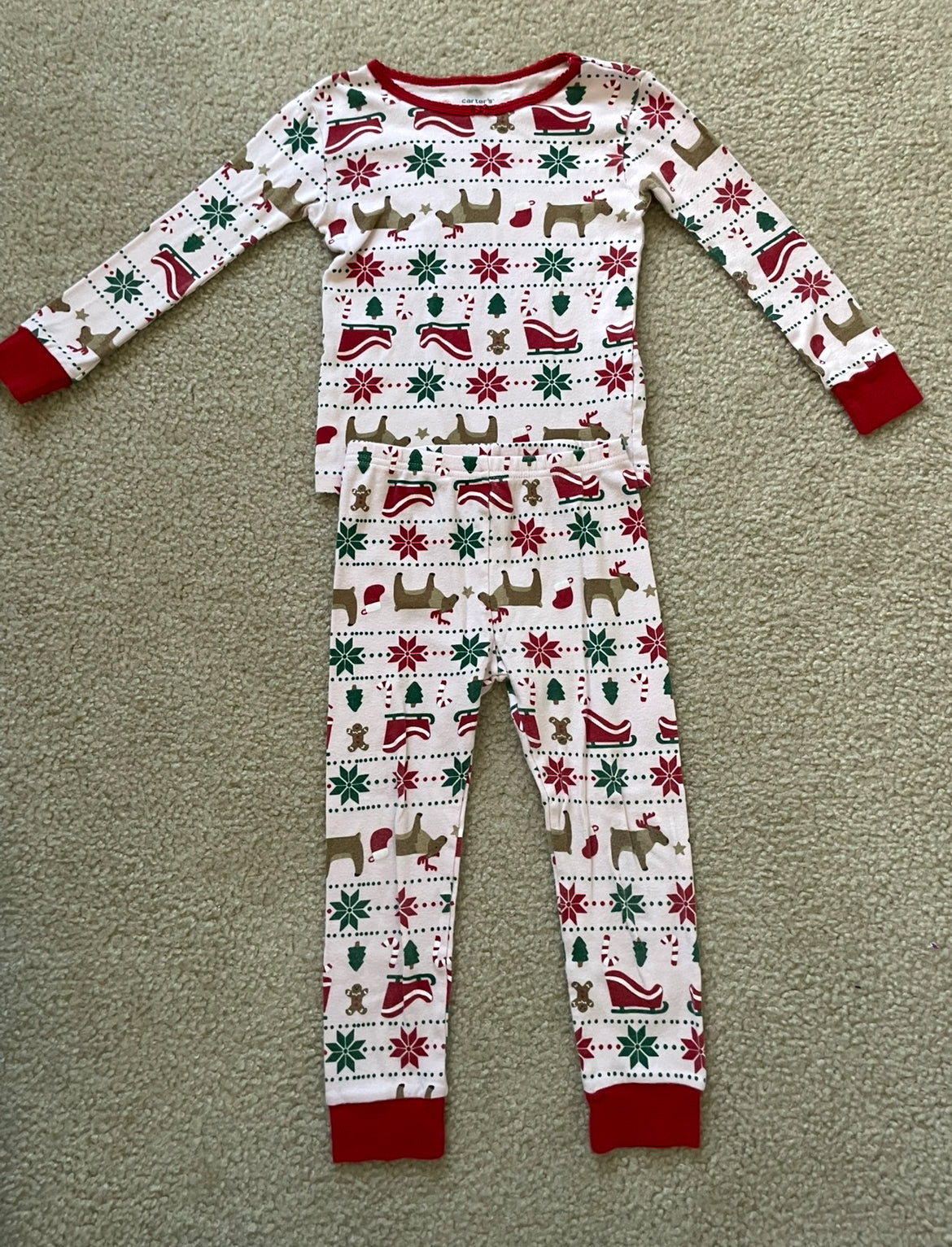Seller 10- Girls 4T Christmas pajamas