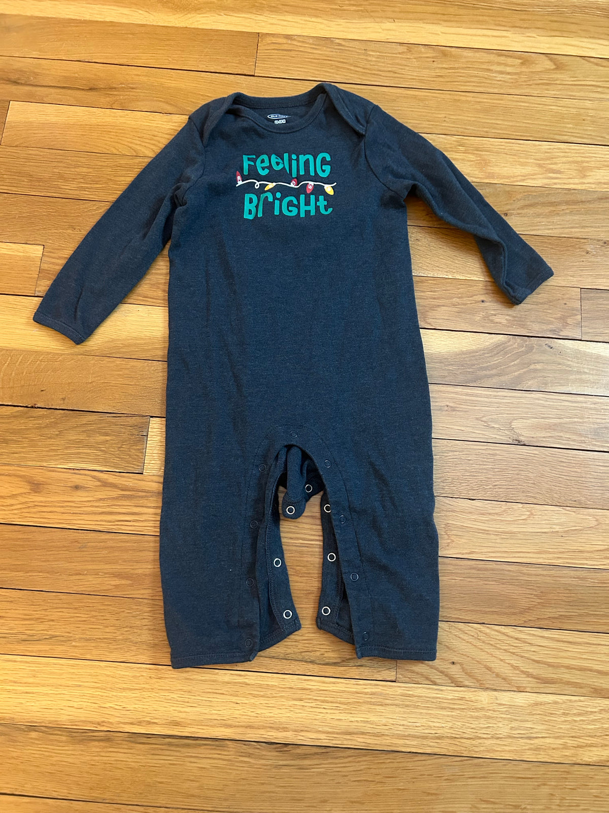 Seller 128 - Old Navy 12-18M Christmas Romper