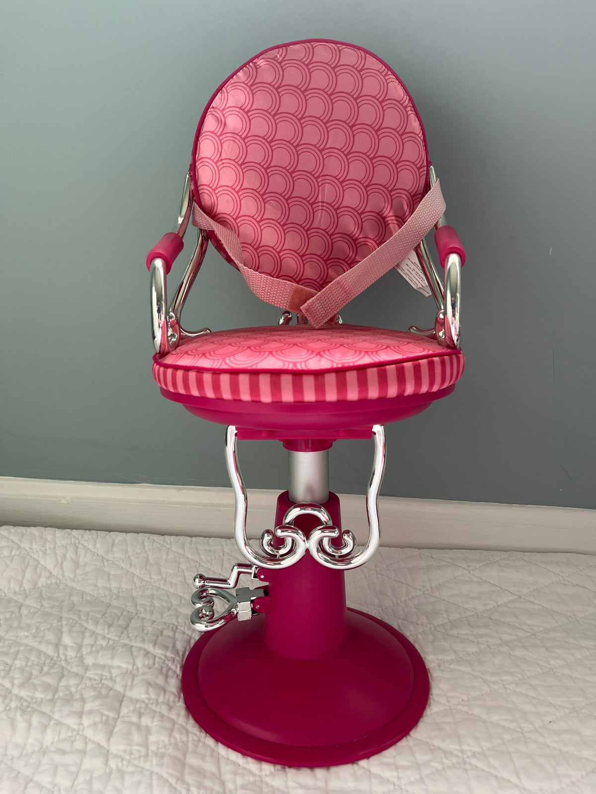 Seller #165 Our Generation Doll Hair Styling Chair
