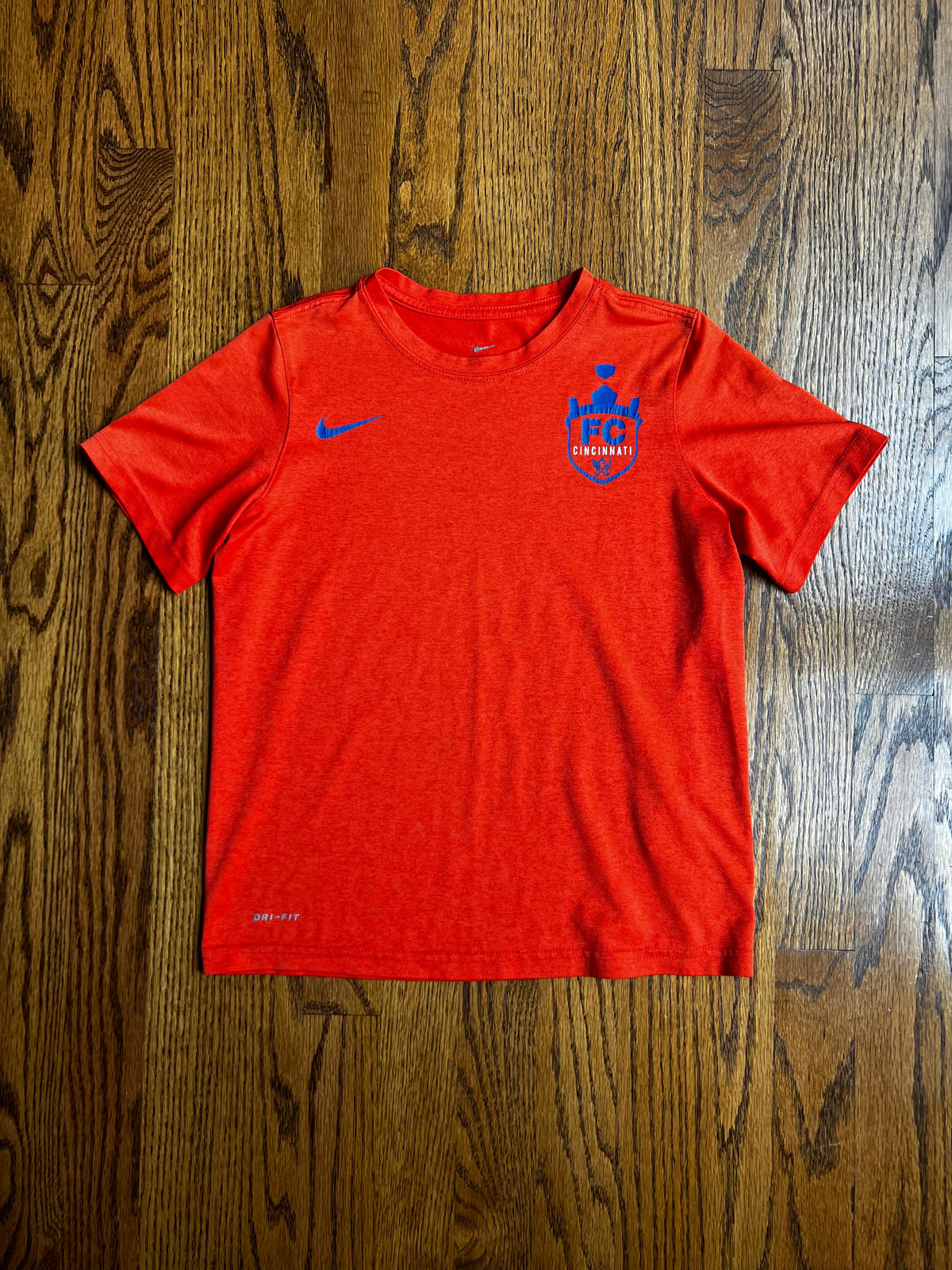 Seller #115 - Nike Youth Medium FC Cincinnati Orange Dri-Fit Tee, GUC