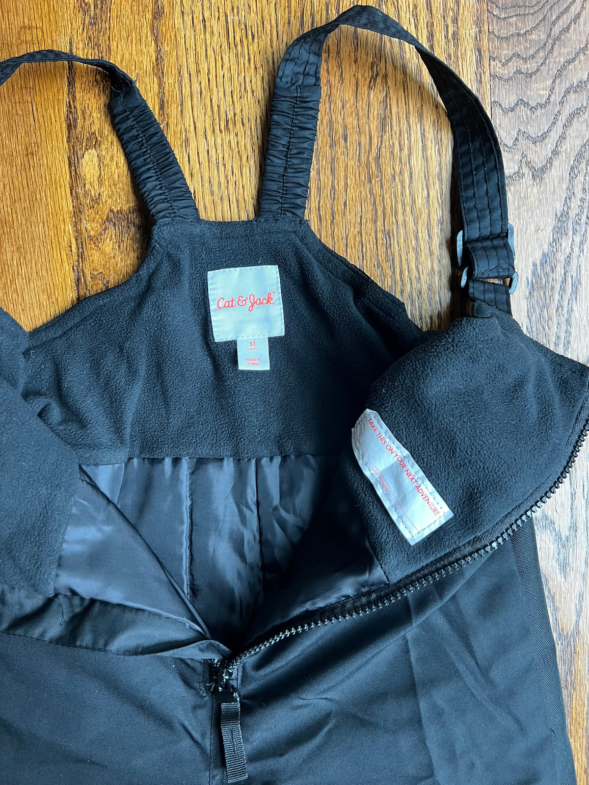 Seller #115 - Cat & Jack Boys / Gender Neutral 5T Black Snow Bibs, VGUC