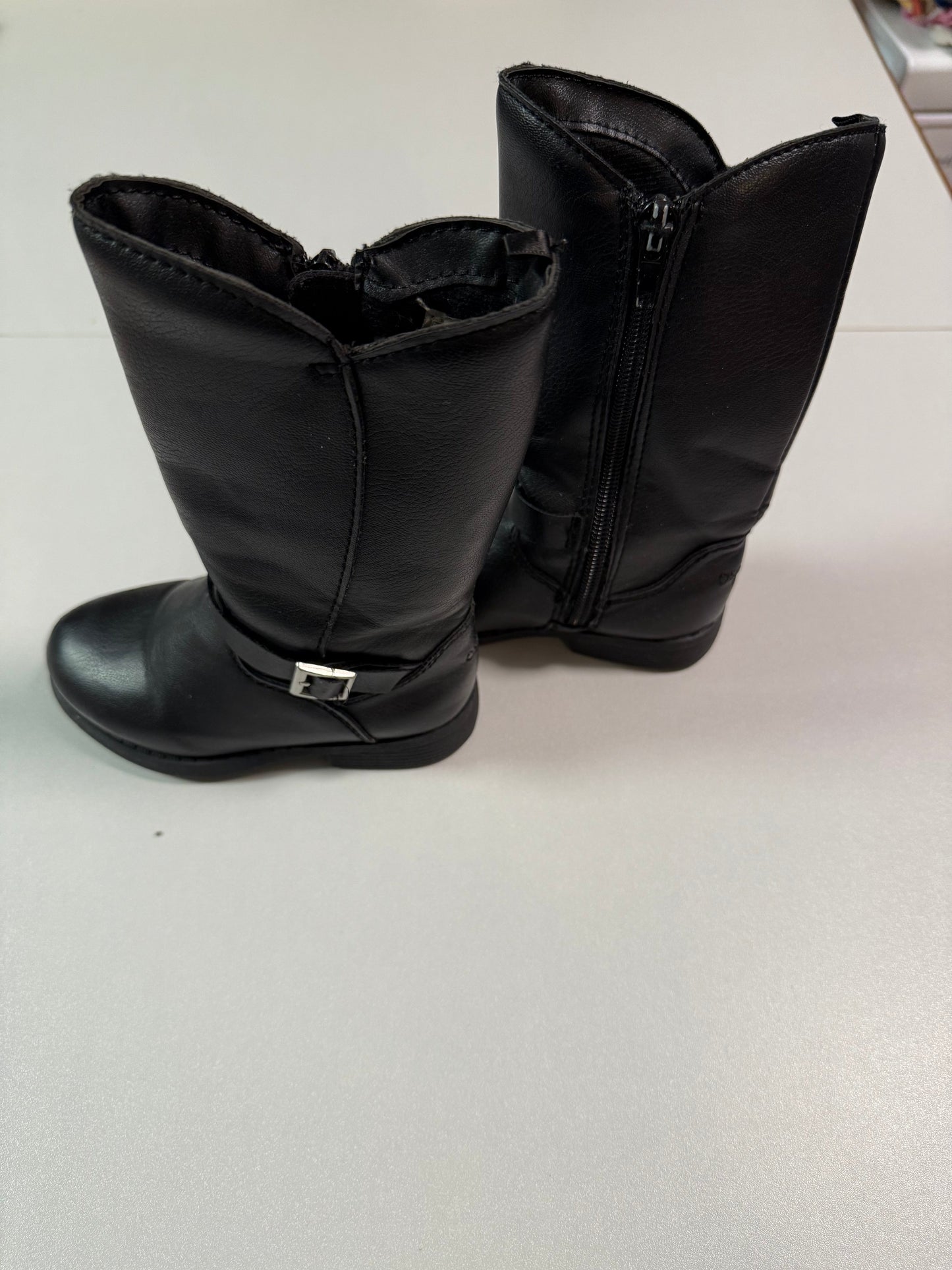 #155 Reduced! Girls tall black zip up boots, size 8