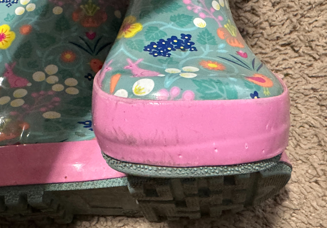 8C Floral Rain Boots PLAY CONDITION