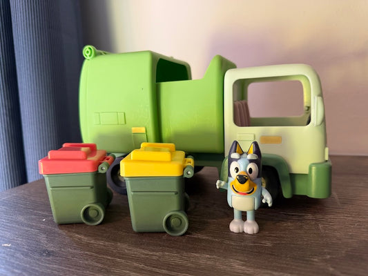 #9 Bluey Garbage Truck Playset with Rubbish Bins
