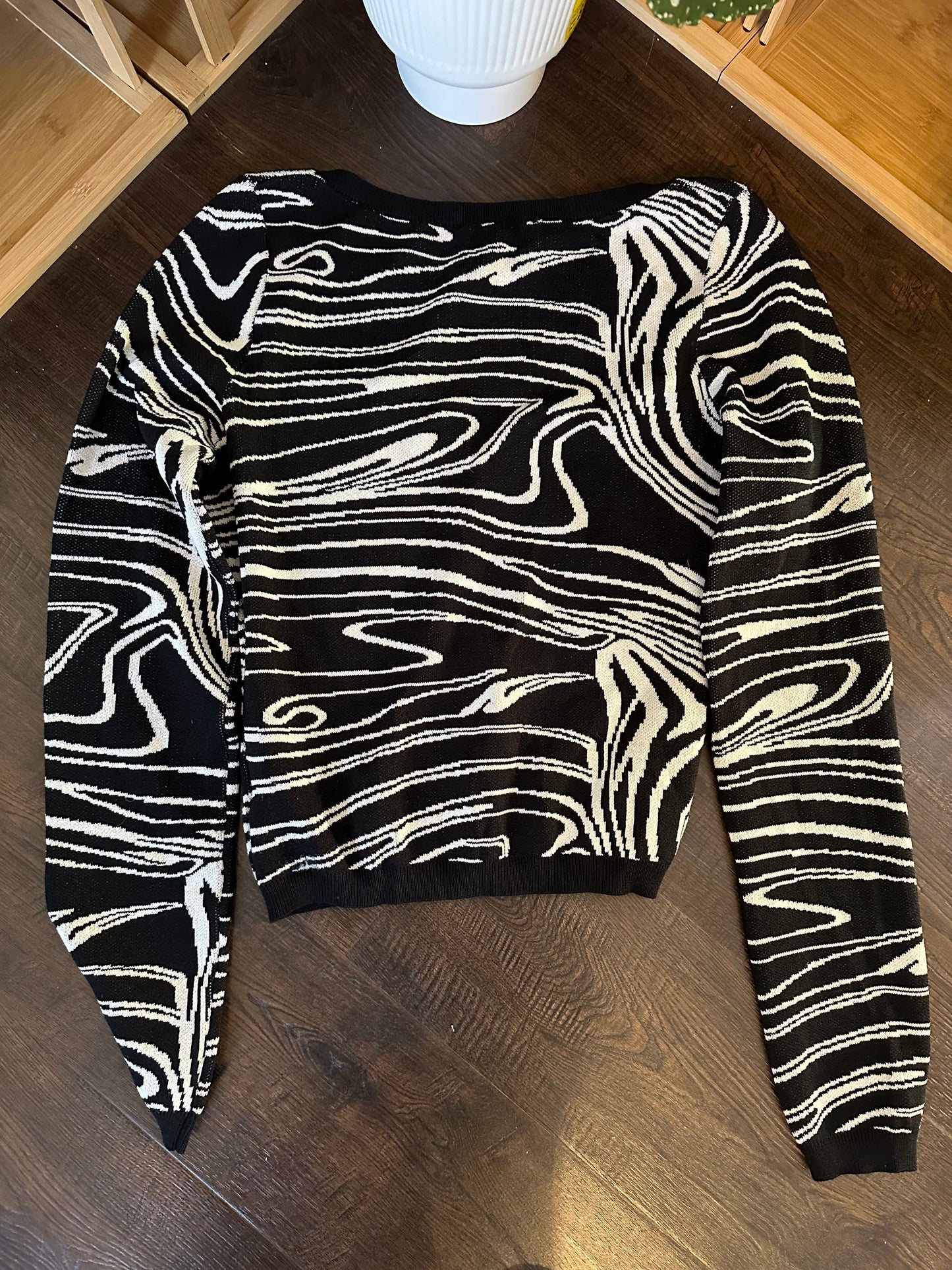 #161 Women’s Size M ASTR the Label Sweater (reduced!)