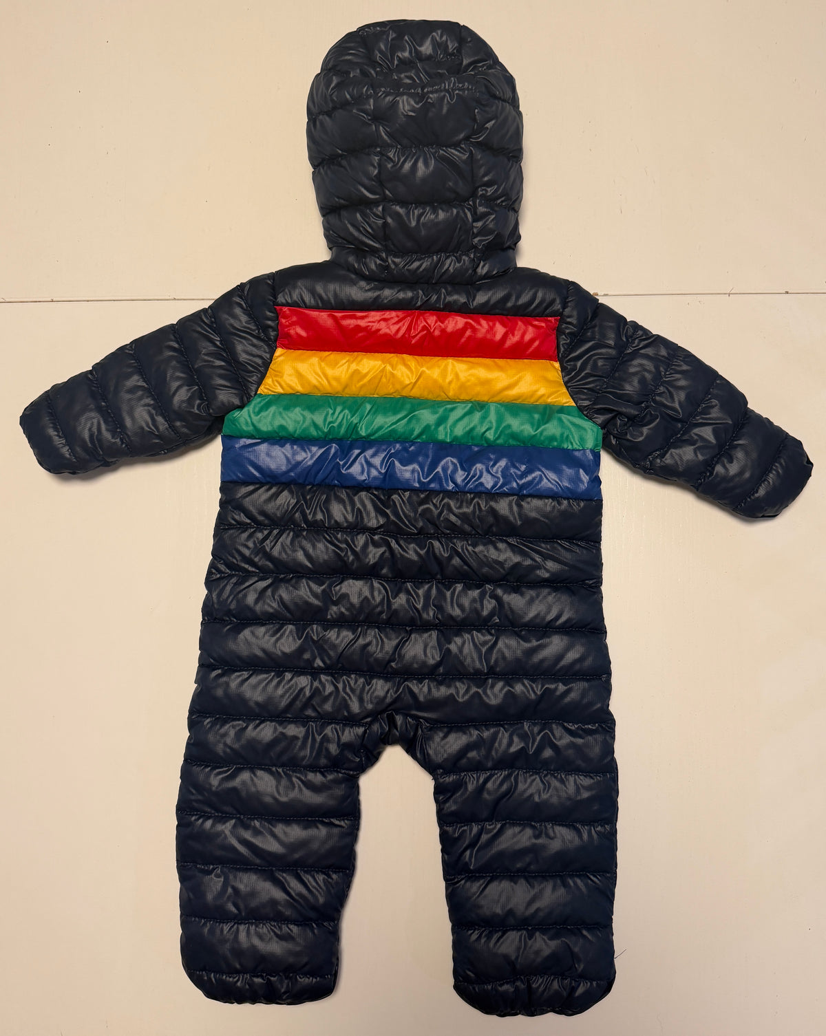 #93 Primary snowsuit LIKE NEW size 0-6 months