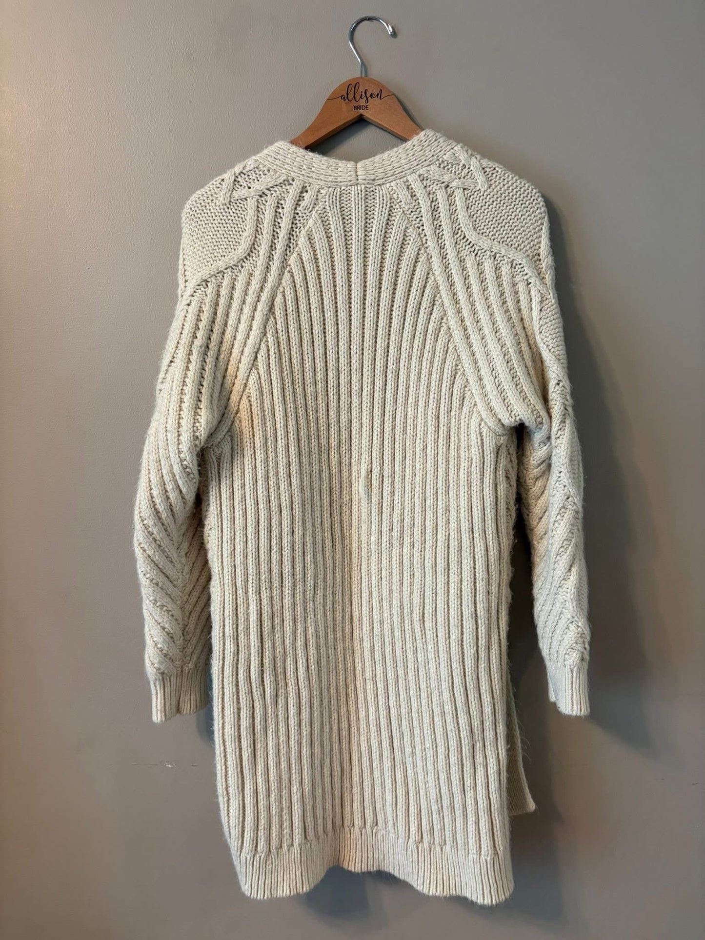 #133 **REDUCED** Women’s Large Cardigan