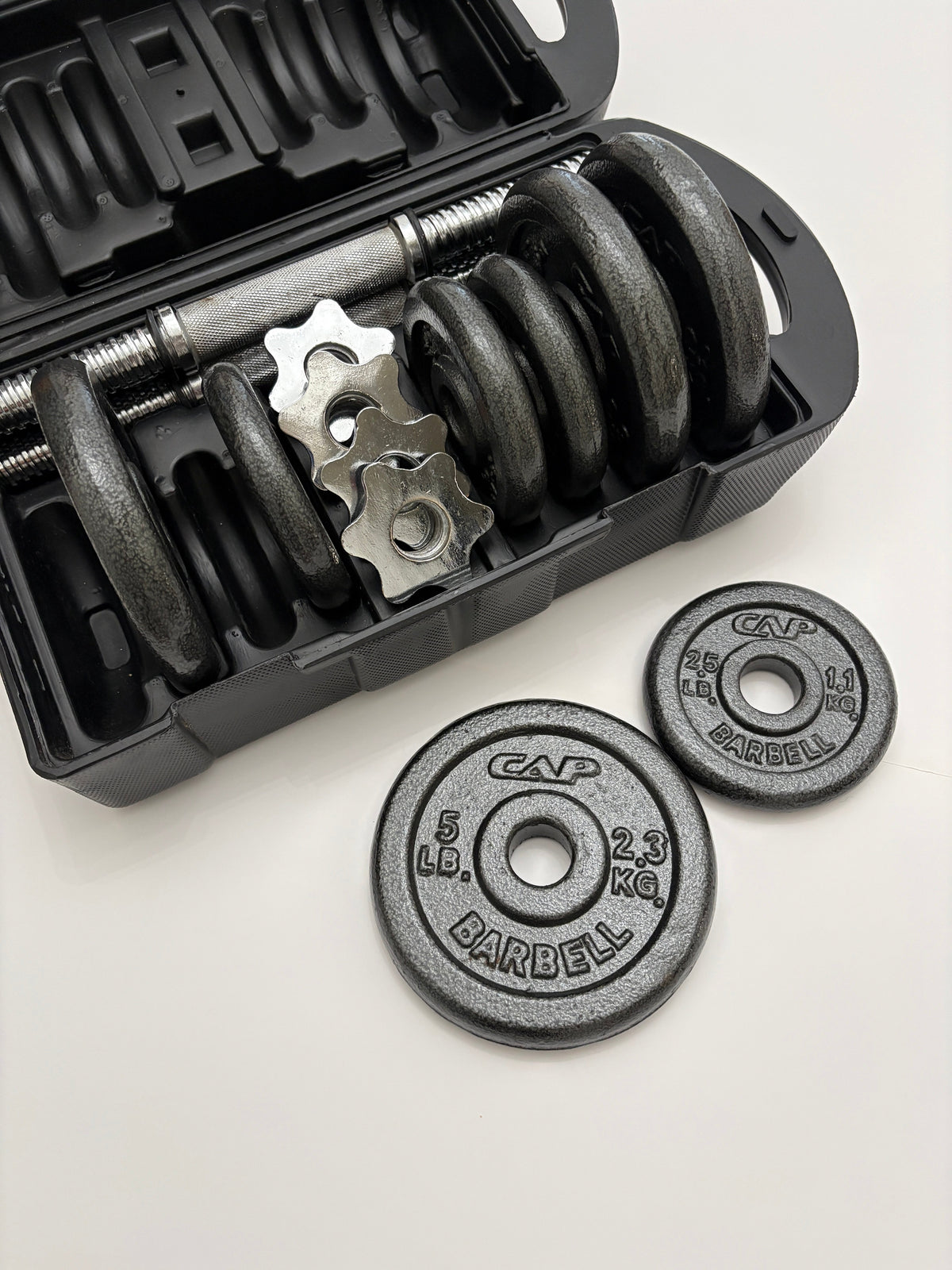 #121 adjustable weights with travel case (10-15lb barbells), EUC