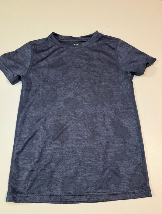#155 Reduced! Navy Class Club athletic shirt, size 6/7