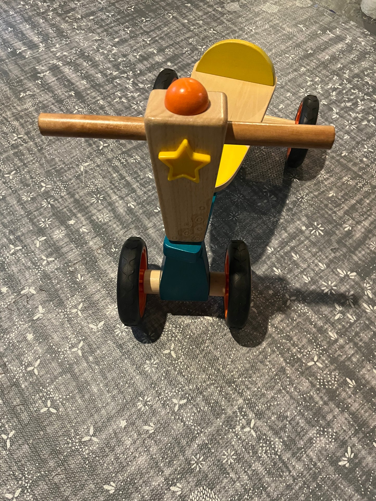 #97- B. toys Smooth Rider Wooden Toddler Bike 18m+