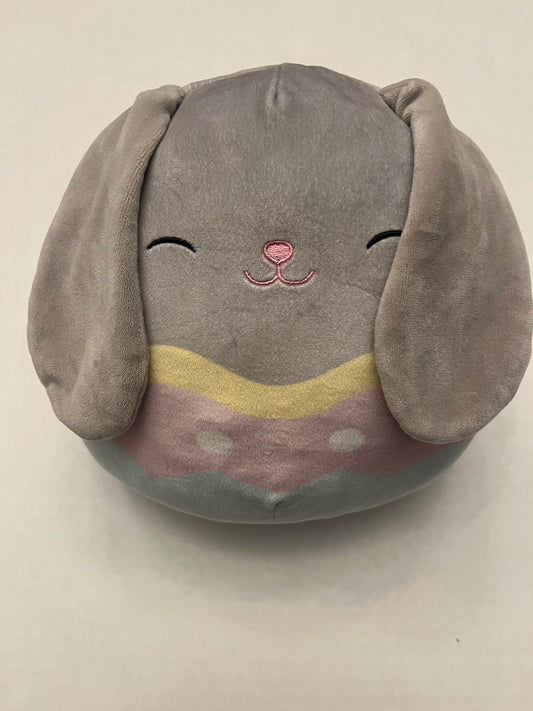 Seller 148 VGUC Easter bunny/egg Squishmallow