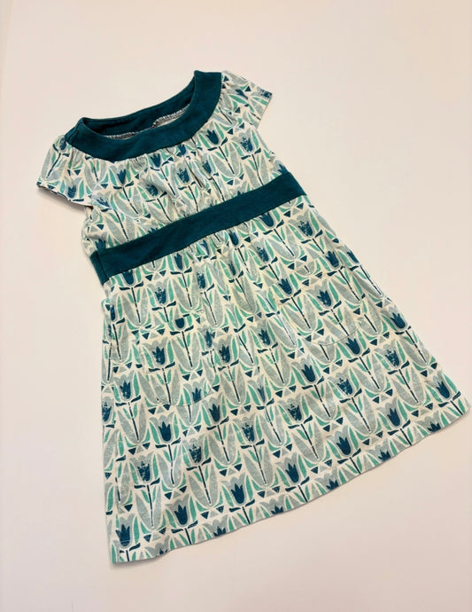#121 girls 4T Tea Collection tulip dress, EUC