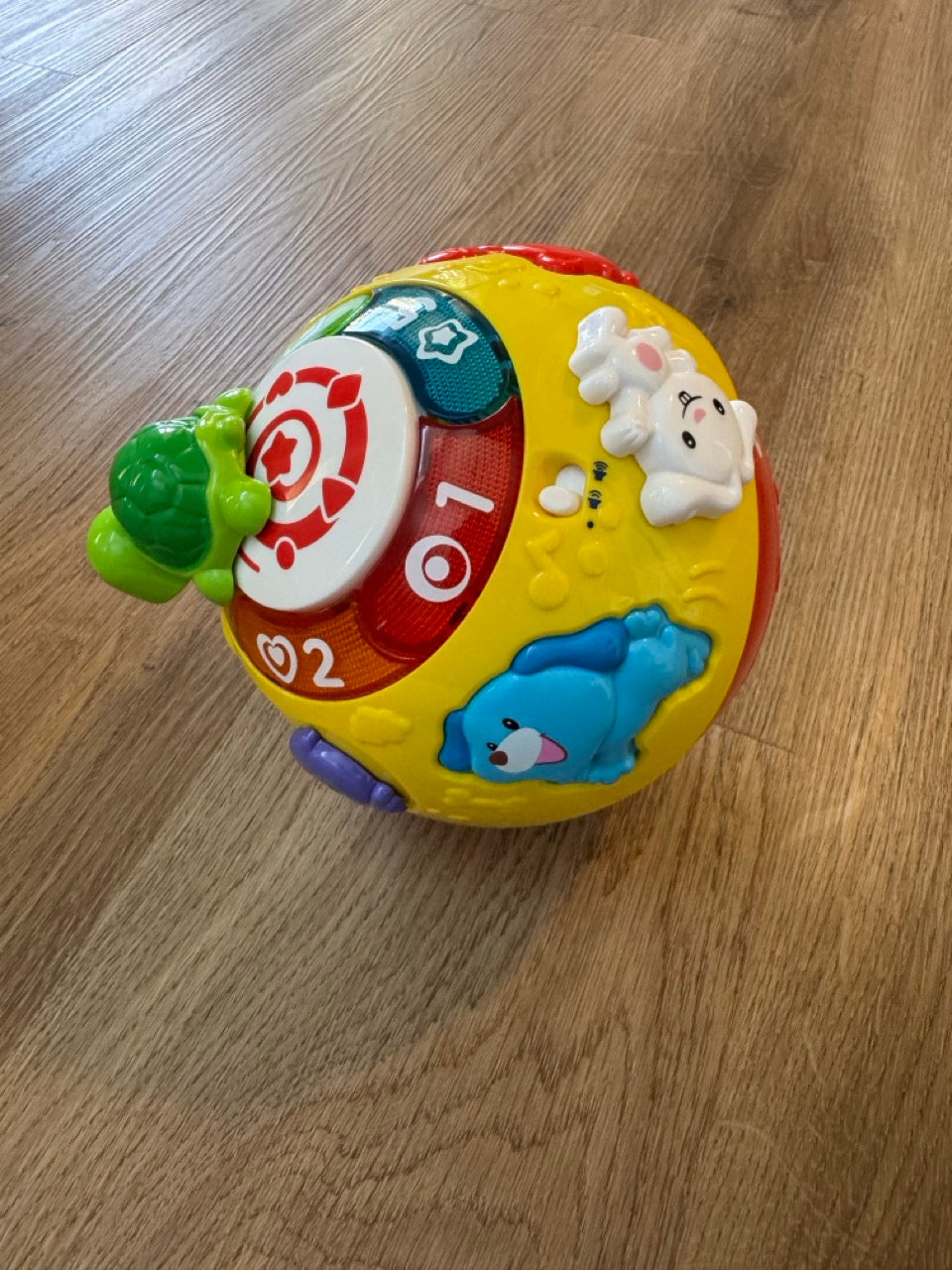 Seller #114 Vtech wiggle and crawl ball