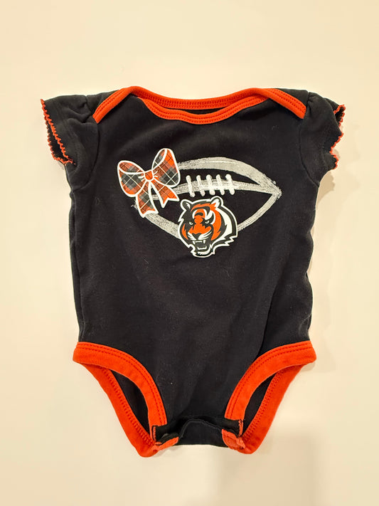#50 • Girls • Cincinnati Bengals • 3/6 Months • VGUC