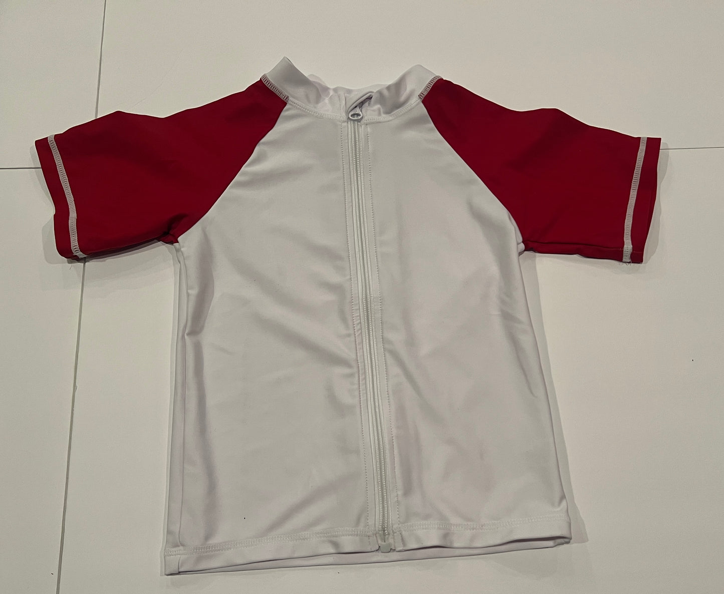 #141 Boys 6 SwimZip Rashguard Set