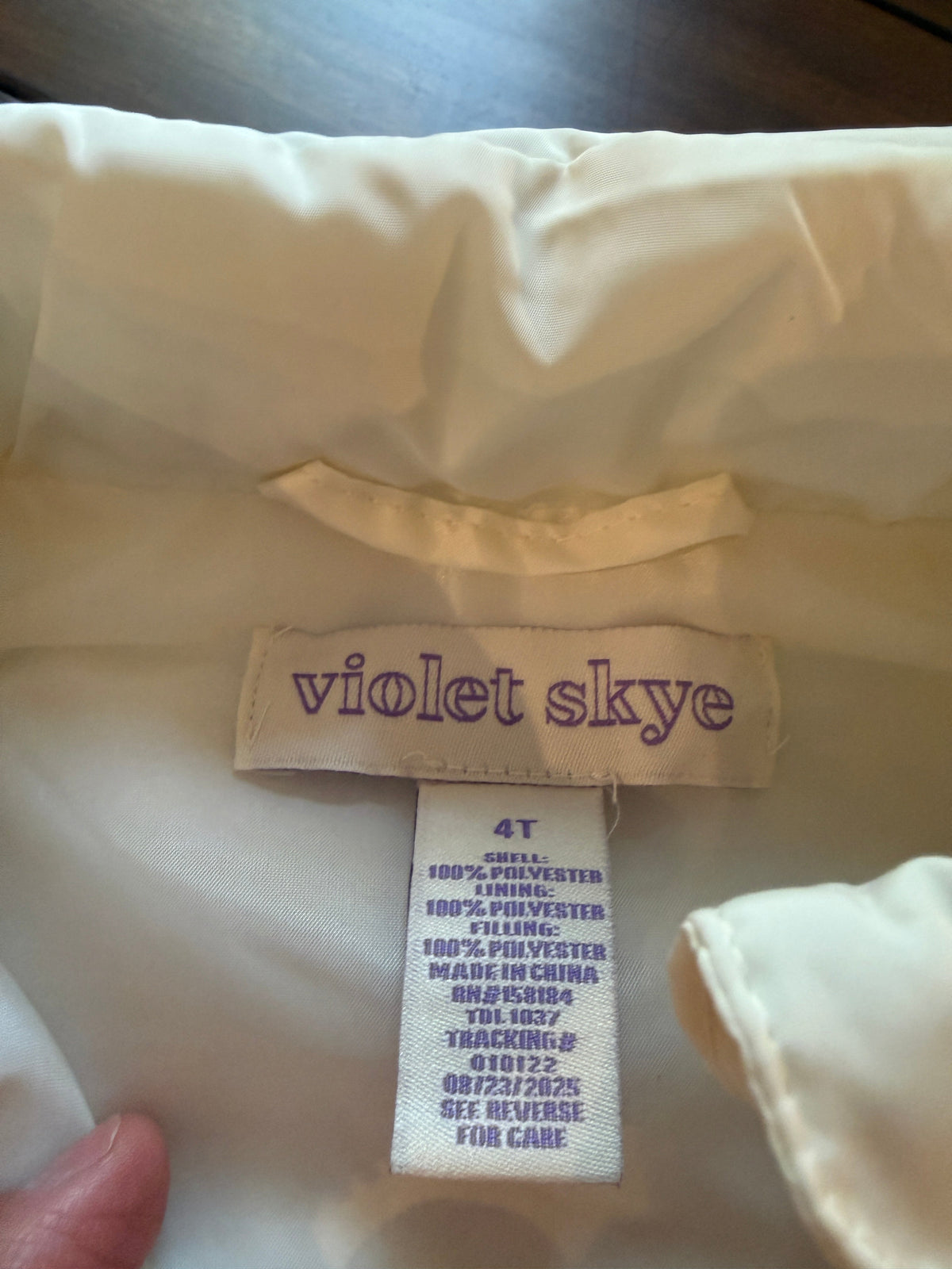 #51 Girls 4T Violet Skye White Puffer Vest