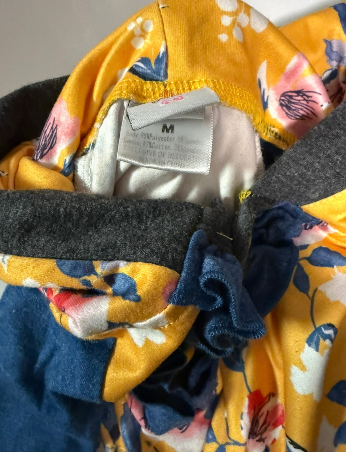 #155 Reduced! gold floral hoodie, girls size M (fits like 4T)