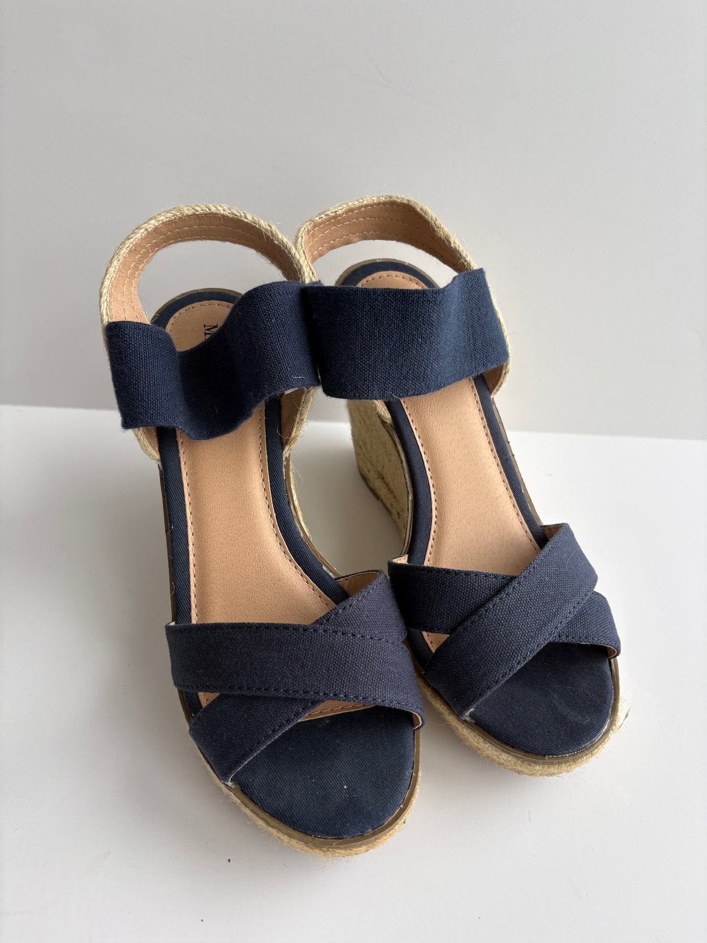 Seller #105 - Size 8 Women's Navy Merona Wedge Sandals GUC