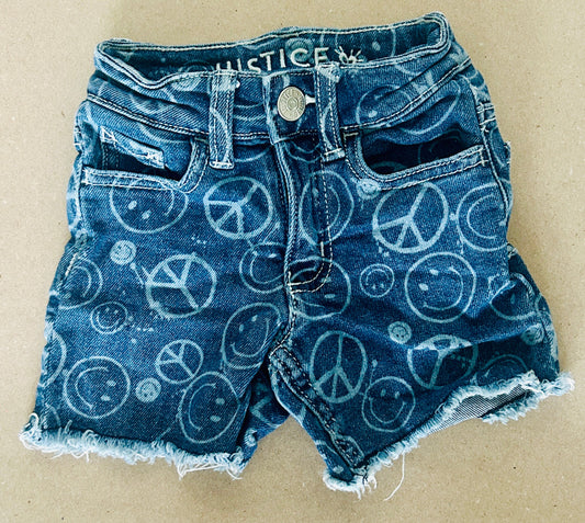 #15 Justice 7Y Smiley Face/Peace Sign Jean Shorts