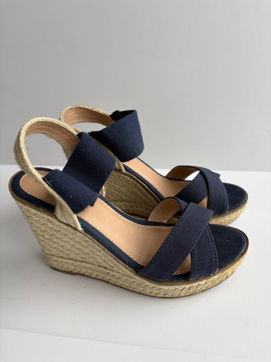 Seller #105 - Size 8 Women's Navy Merona Wedge Sandals GUC