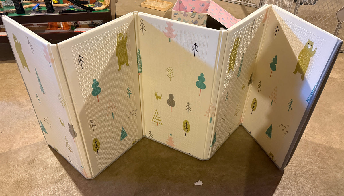 #103 Foldable Play Mat