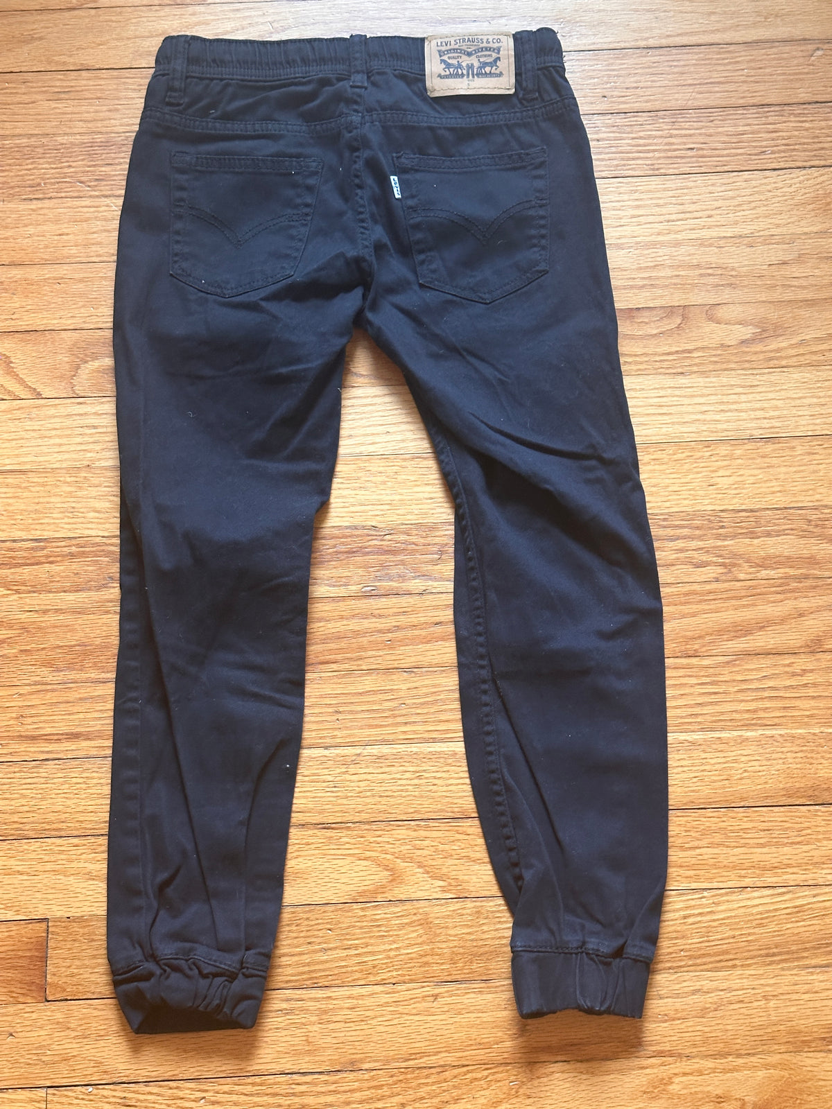 #163 Levi's Black Joggers - size S (8/10) - EUC