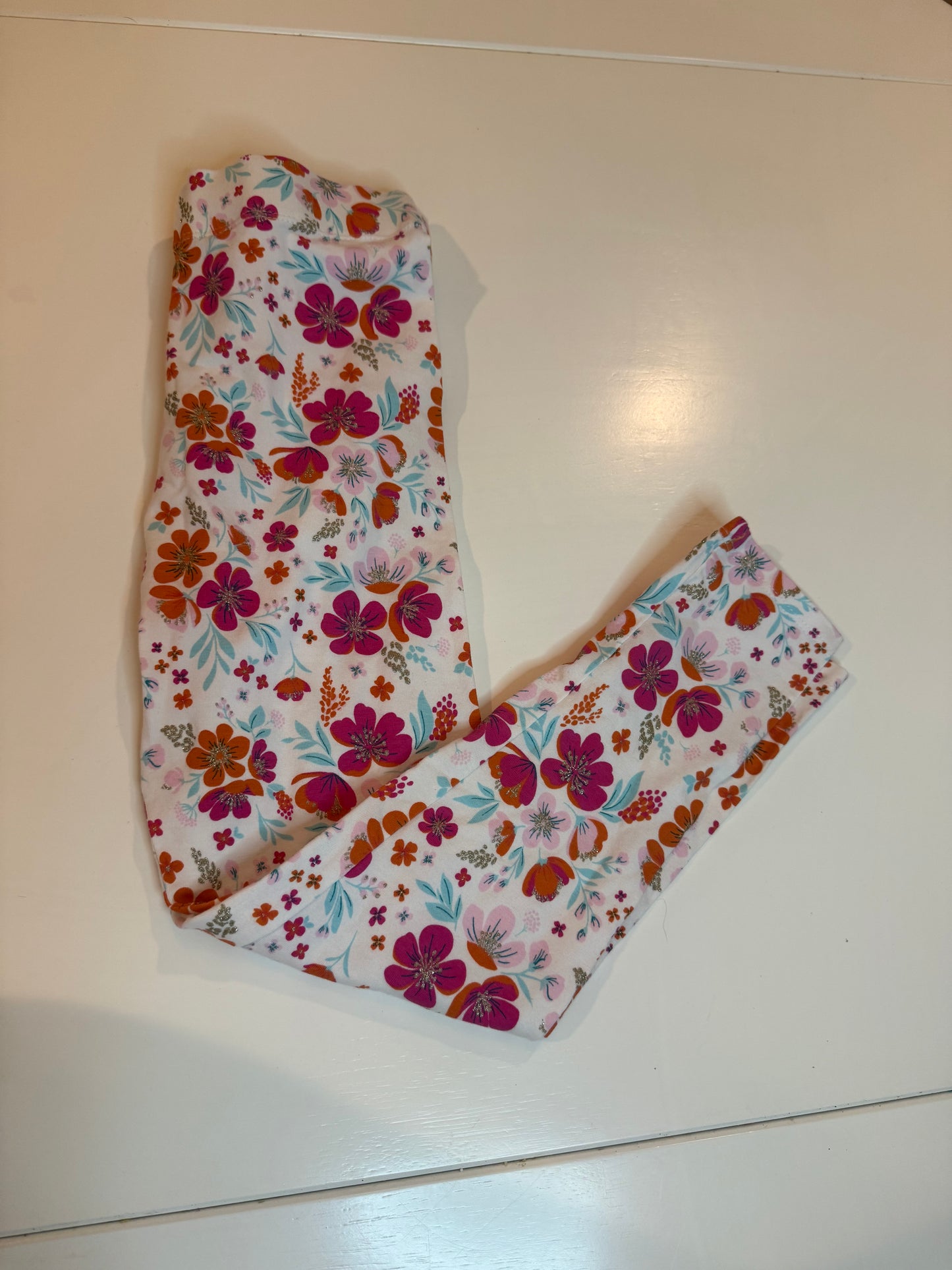 136 EUC size 7/8 leggings Isaac Mizrahi - like new