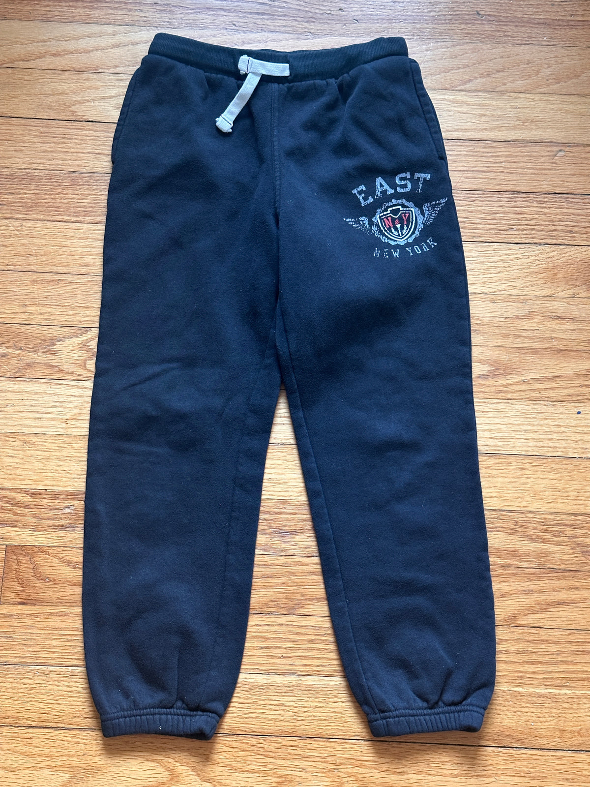 #163 365Kids Dinosaur Shirt & Urban Pipeline Black Sweatpants - size 6/7 - VGUC