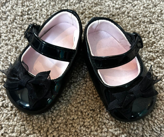 #35  Nb-6m patent leather shoes