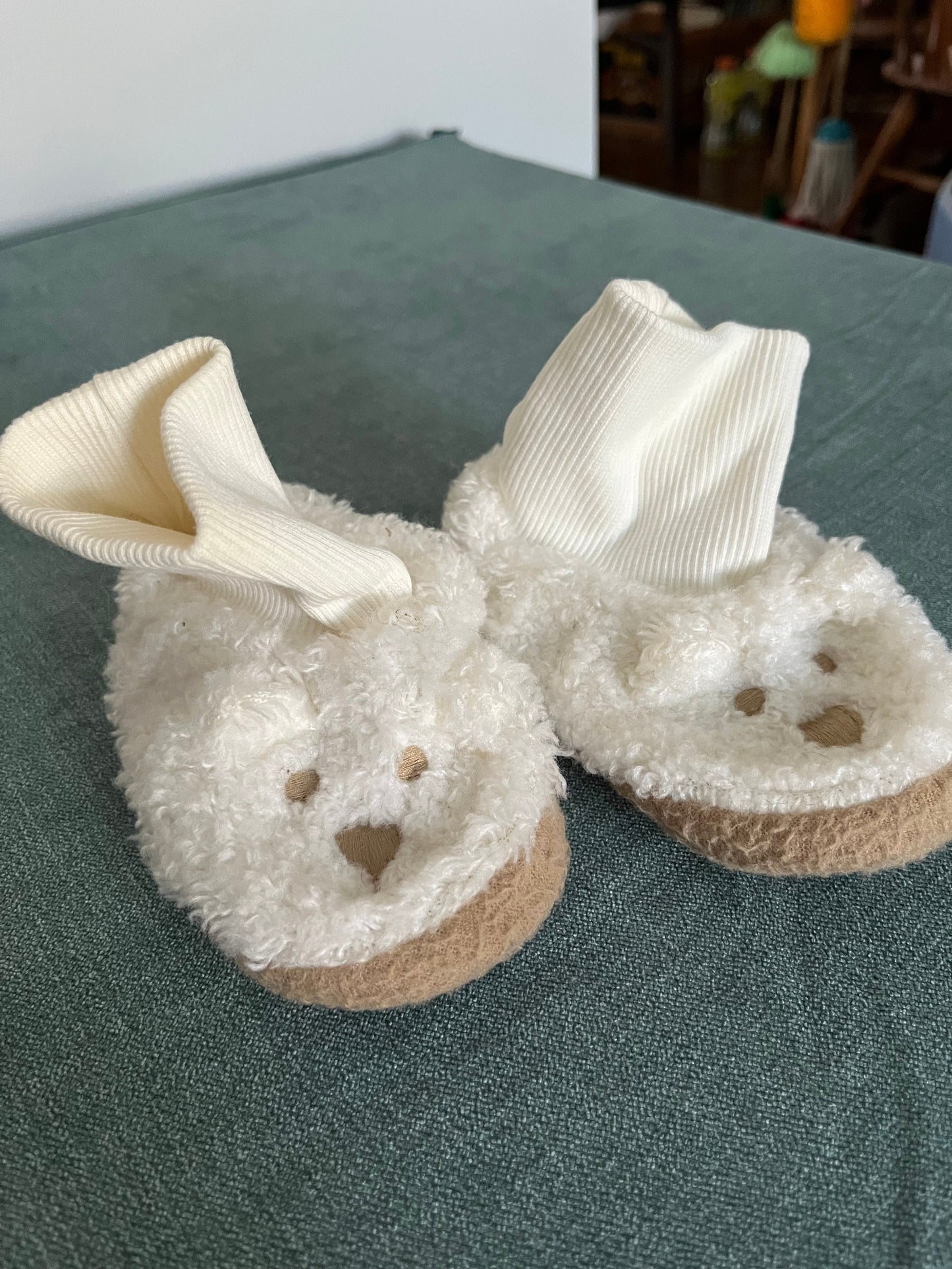 Seller 229 - Baby Gap Slippers (Medium)