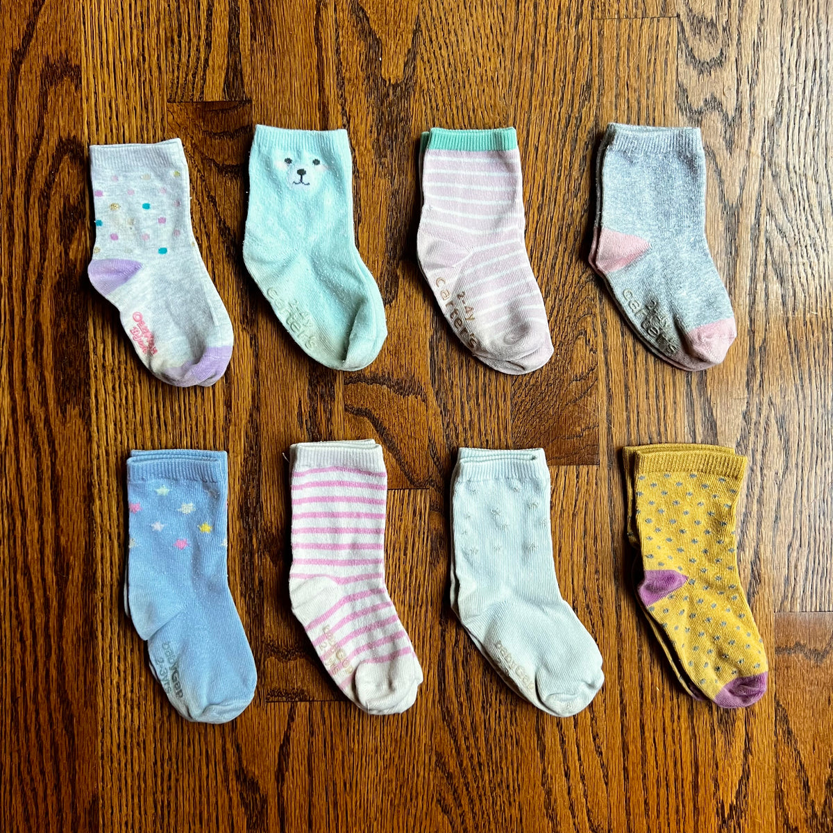 Seller #115 - Assorted 2-4T Toddler Girl Socks (8 Pairs), GUC