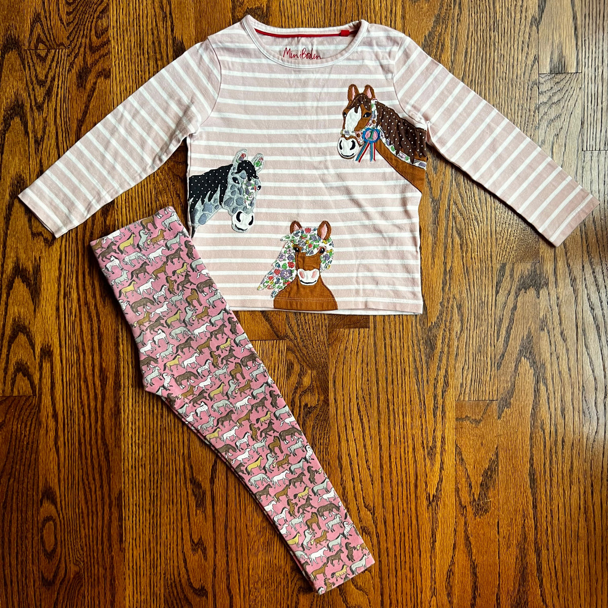 Seller #115 - Boden Girls 3-4Y Horse Appliqué Shirt + Thick Horse Leggings, GUC