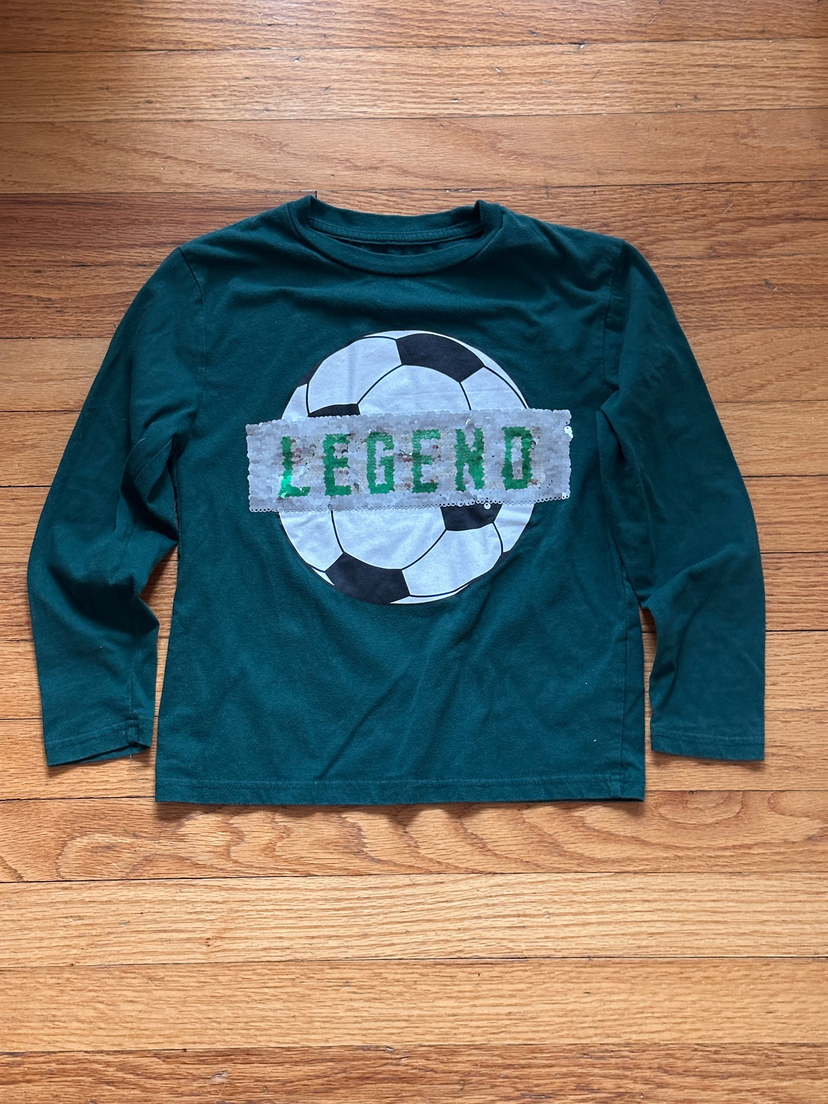 #163 Aeropostale Flip Sequin Soccer Shirt - size 6 - VGUC