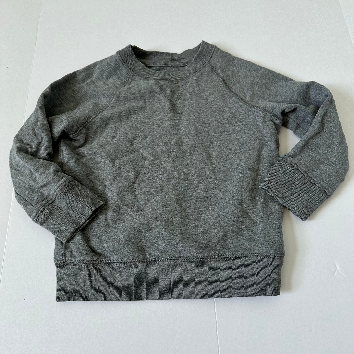 #86B Primary Grey Sweatshirt boy 2t