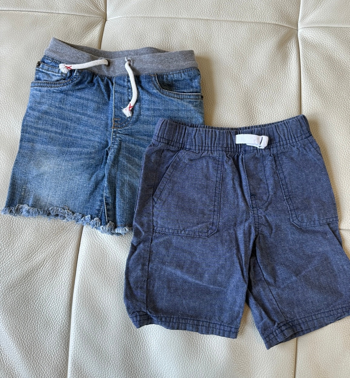 Jean shorts 4T