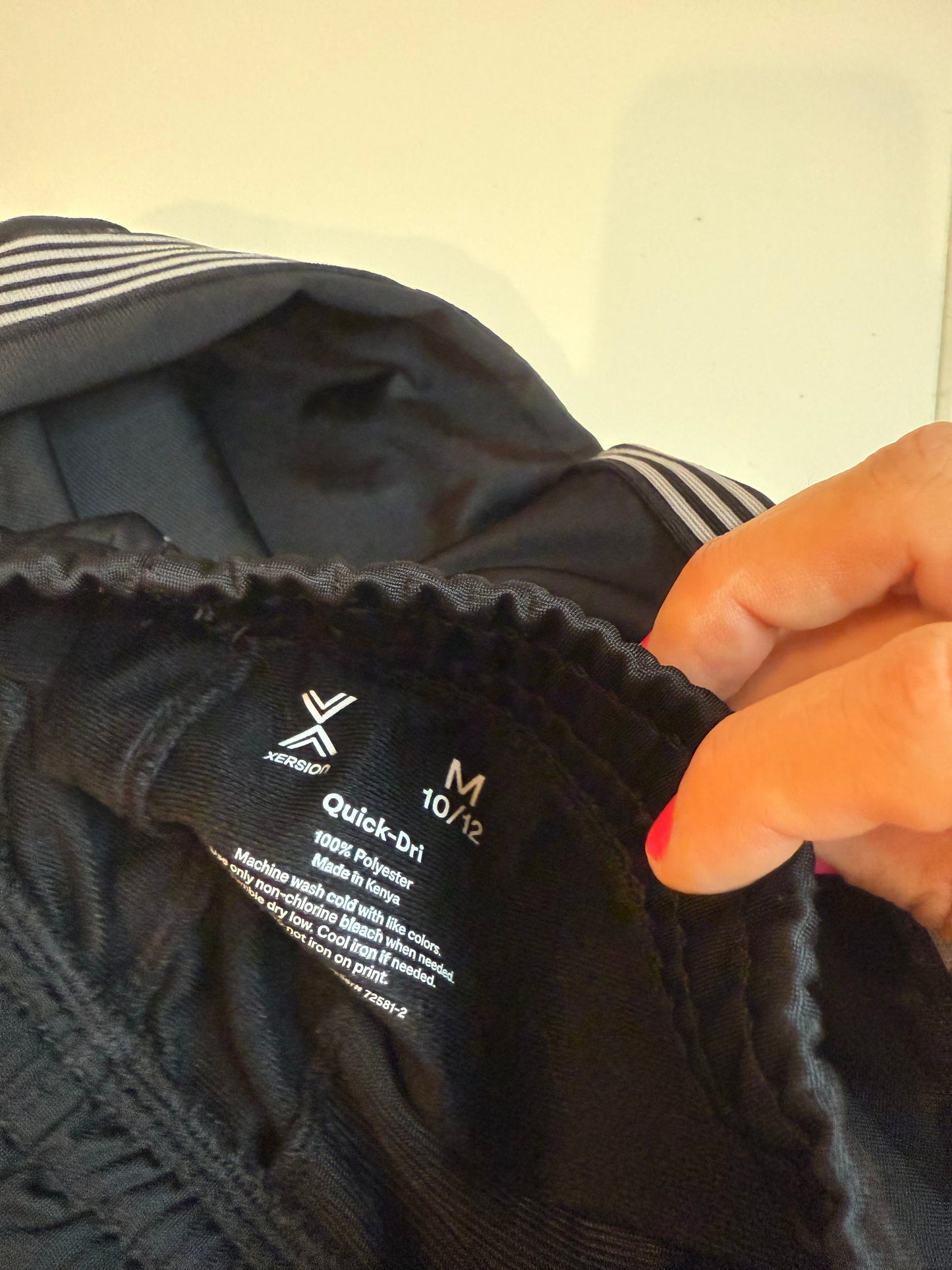 136 EUC m 10/12 black sweatpants