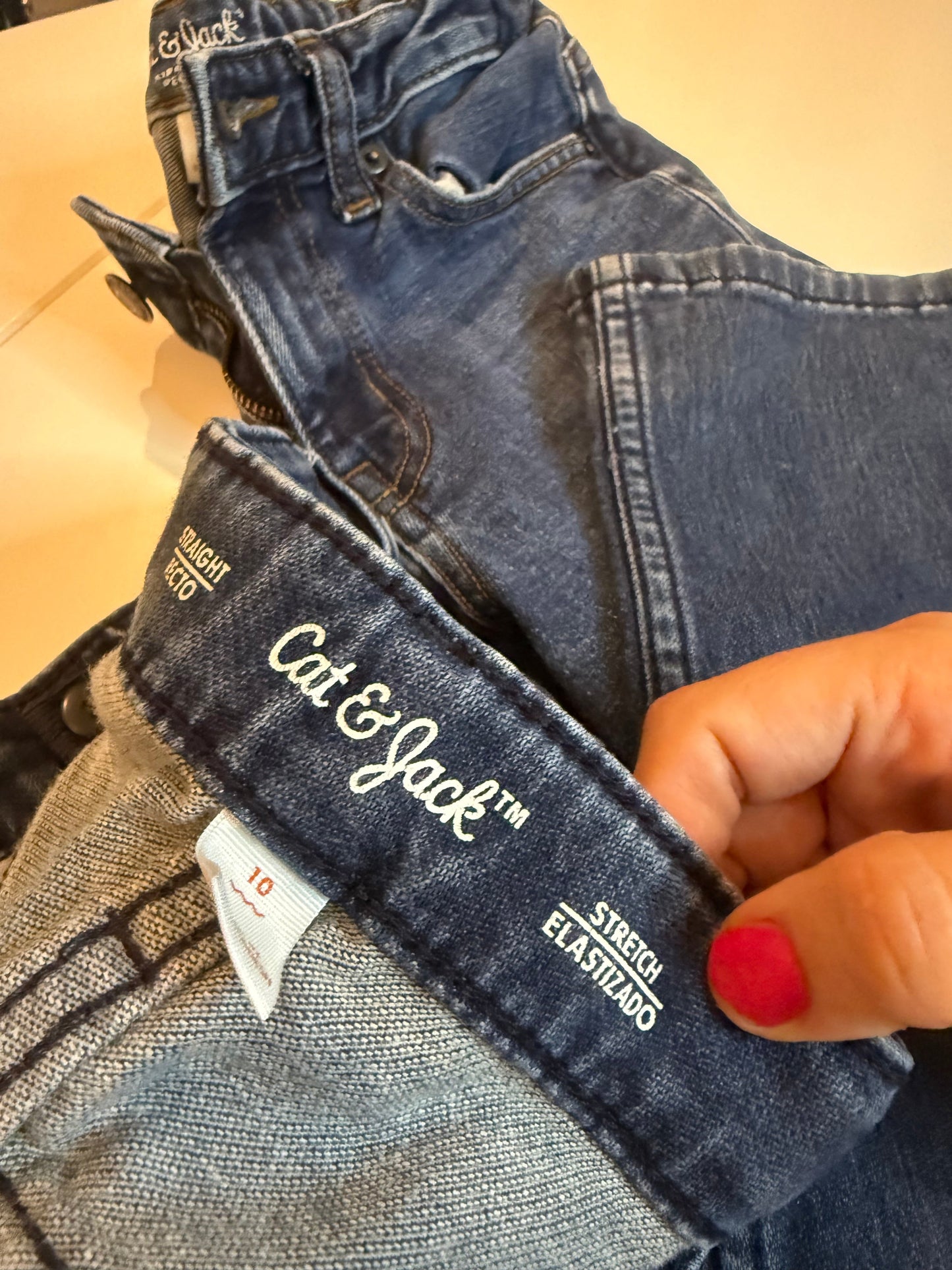 136 EUC cat & jack size 10 jeans