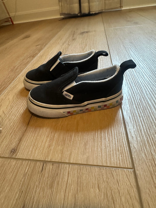 #161 Toddler size 6 Vans (reduced!)