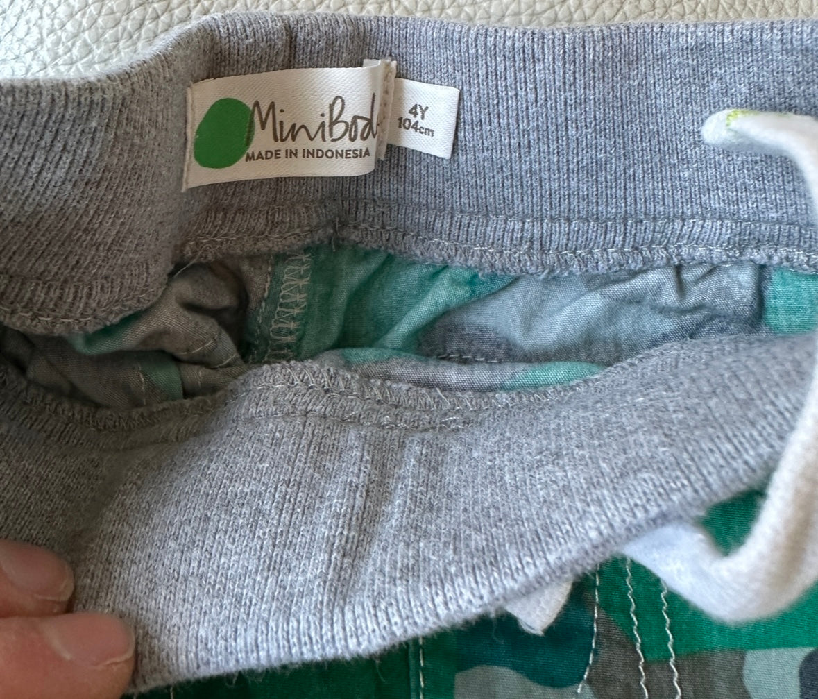 Mini Boden size 4y shorts