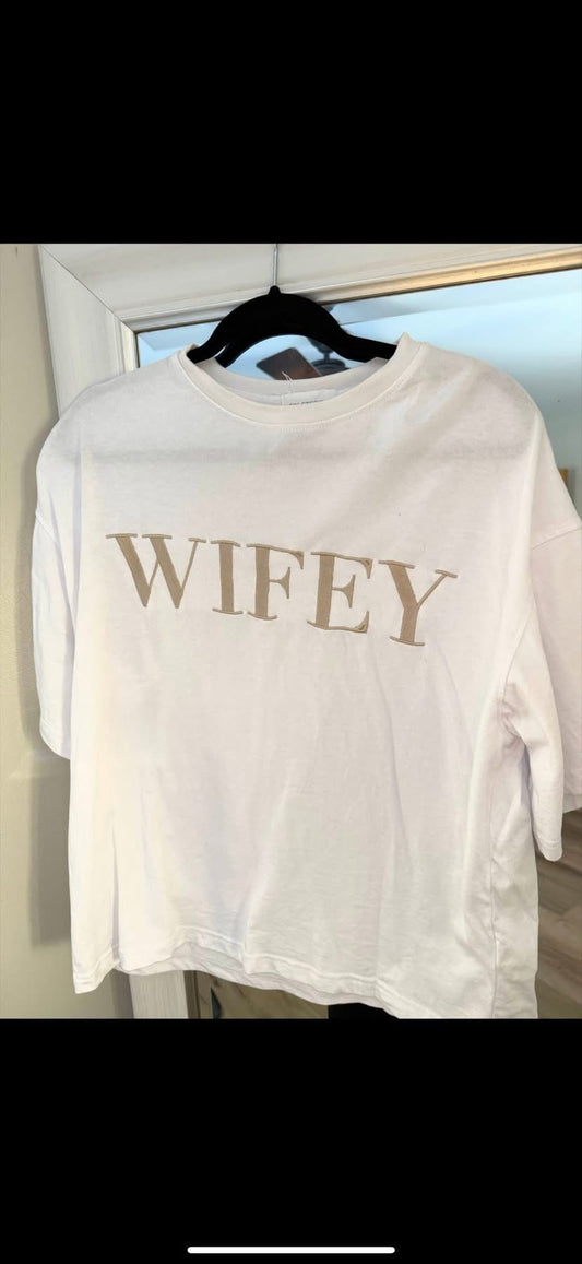 Seller #30 - Six Stories Women's WIFEY White Tee - Size Medium