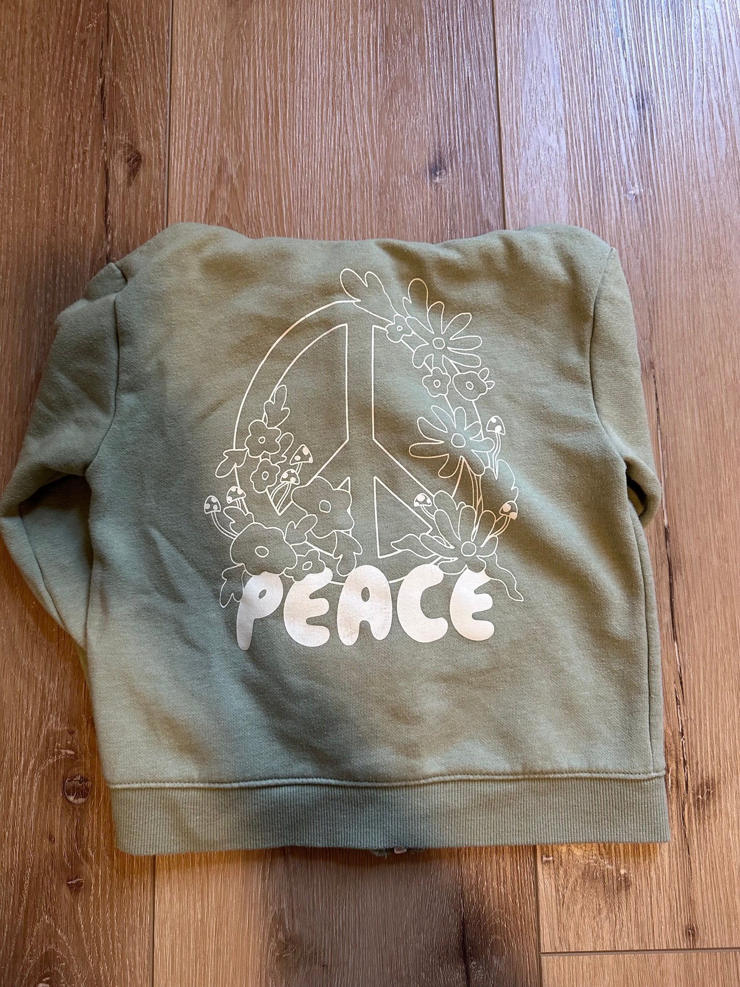 #161 Girls size XS (4/5) green full zip jacket (reduced!)