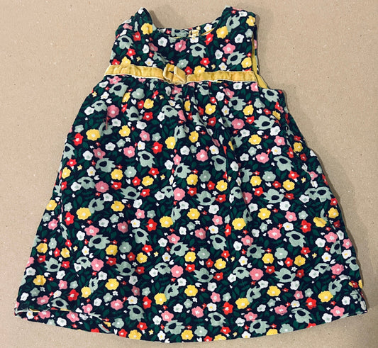 #15 Boden 12-18m Floral Pinnie