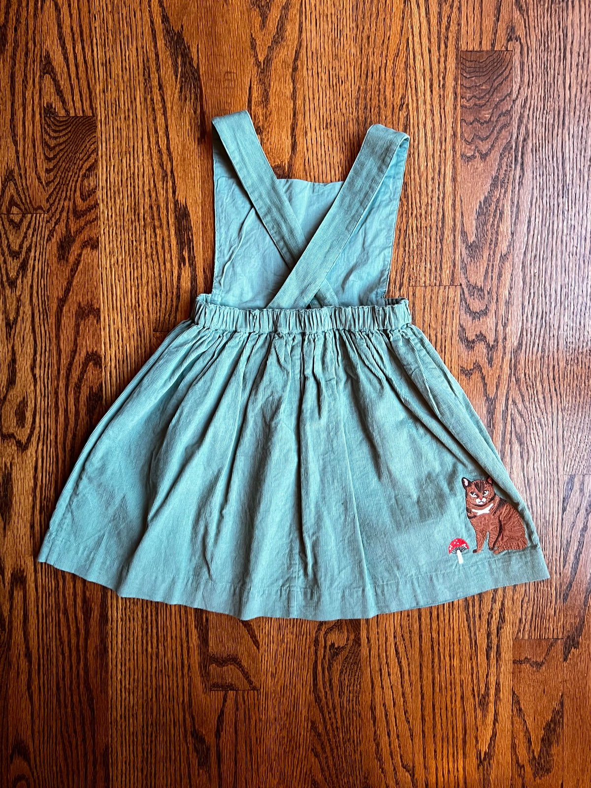 Seller #115 - Boden Girls 3-4Y Green Corduroy Floral Cat Pinnie, EUC