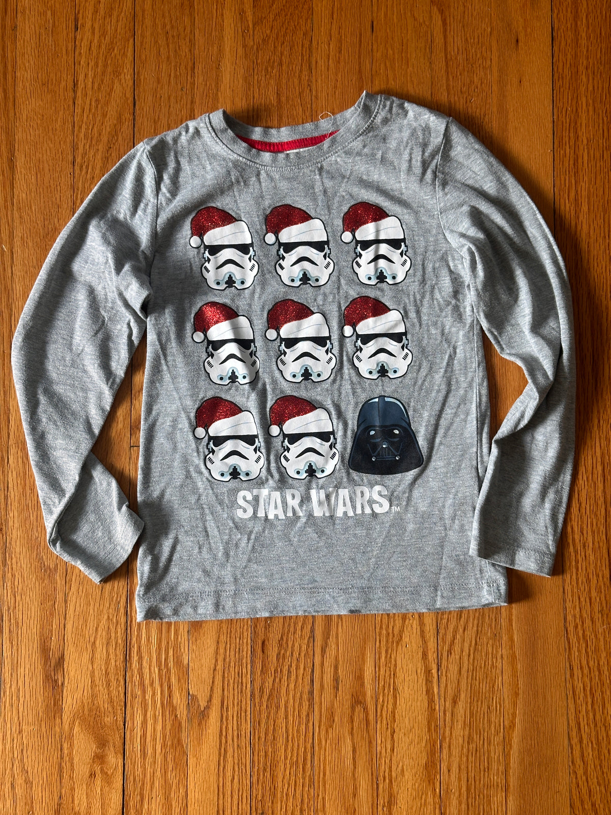 #163 H&M Star Wars Holiday Shirt - size 6-8Y, EUC