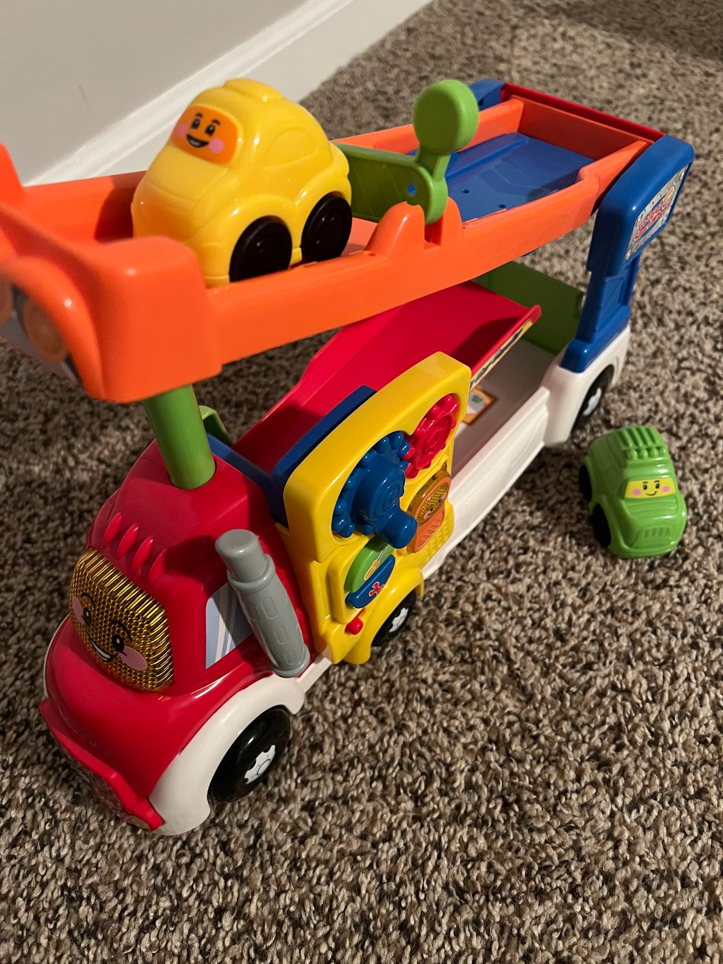 Seller 130 Boys VTech Go! Go! Smart Wheels Big Rig Car Carrier - VGUC (kids age 1-5; clothing size 12 18 24 months 2T 3T 4T