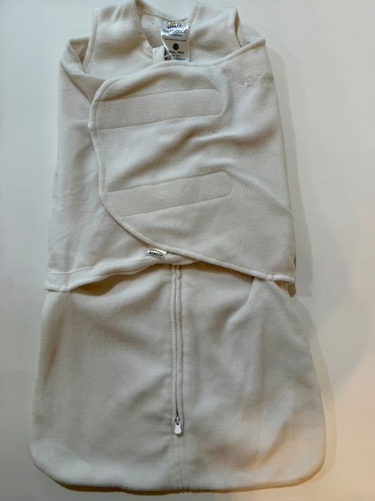 *REDUCED* #50 • Halo • Small (3-6 Months) • EUC