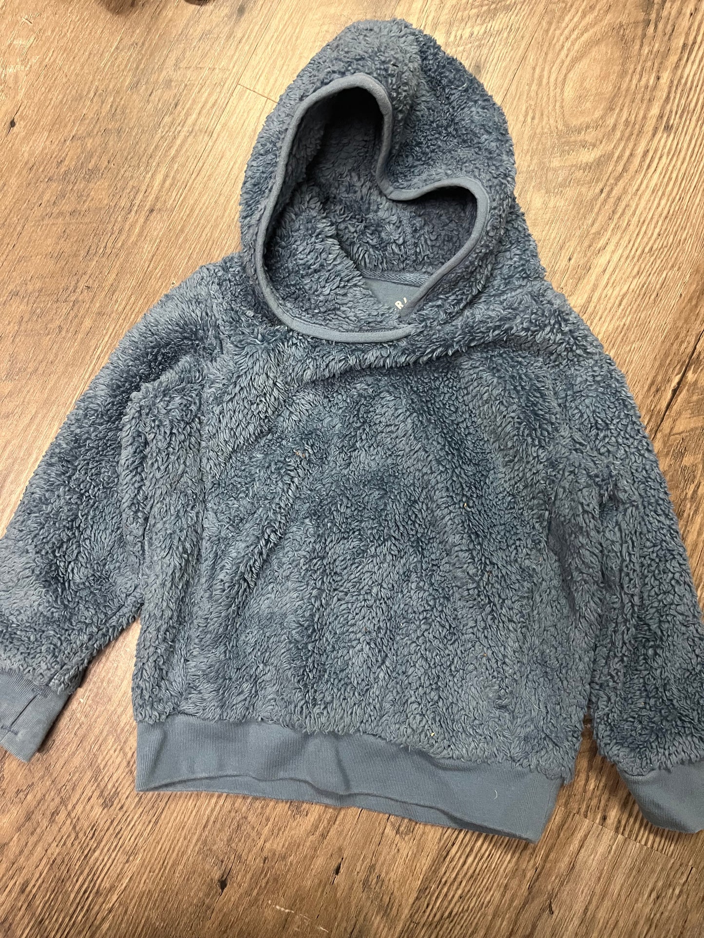 #13 GUC 3T primary Sherpa fleece hoodie.