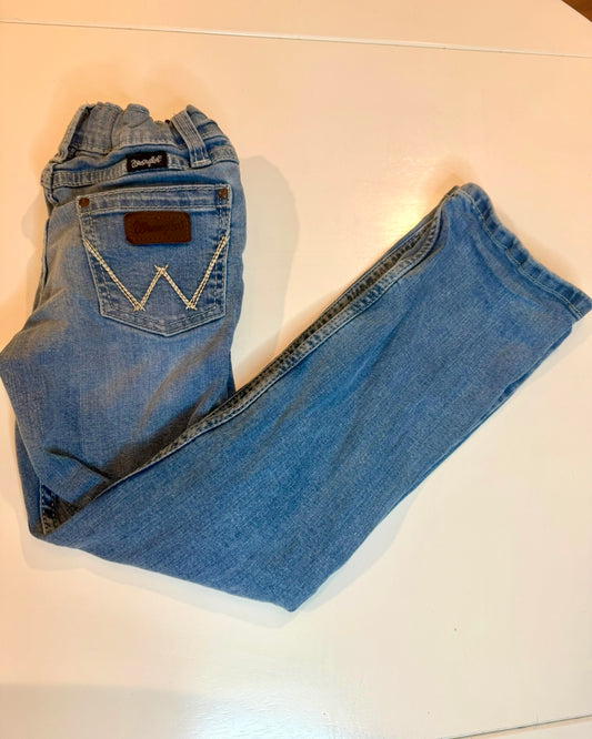 136 EUC wrangler jeans adjustable waist size 7
