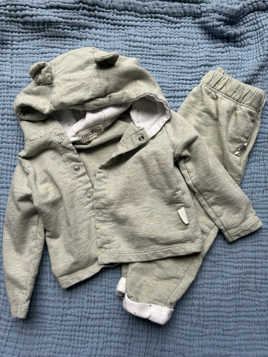 Seller 128 - Rabbit Bear 6-9M Set